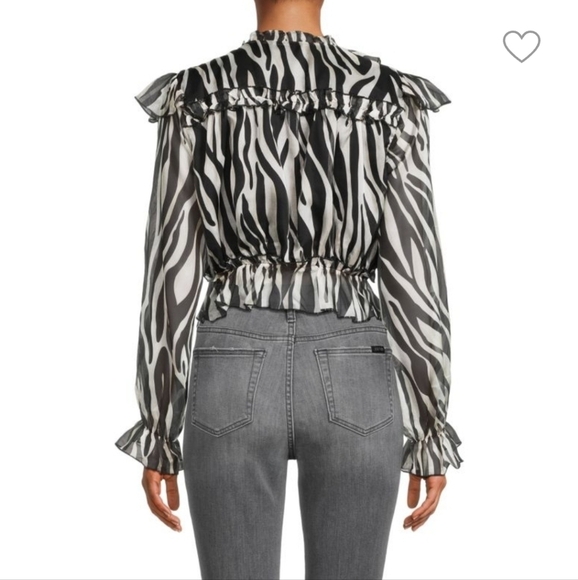 New Saks brand Area Stars Bari Animal Print Crop Top size medium - Picture 5 of 7